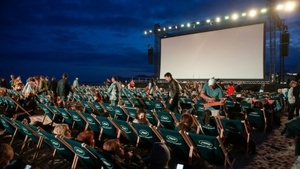 Buntes Meer Festival:  Freiluft-Strandkino -   "The Peanut Butter Falcon"