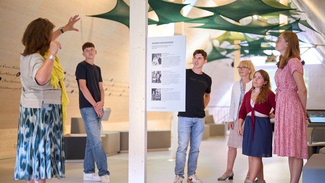 Öffentliche Führung durch den Erinnerungsort BADEHAUS