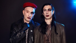 UNHUMAN & PETRA FLURR