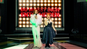 DU MUSST DICH ENTSCHEIDEN!