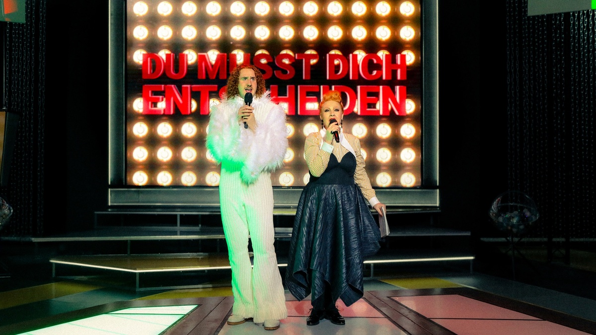 DU MUSST DICH ENTSCHEIDEN!