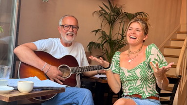 COZY WOHNZIMMERKONZERT - MIT CALLMEMAIKE