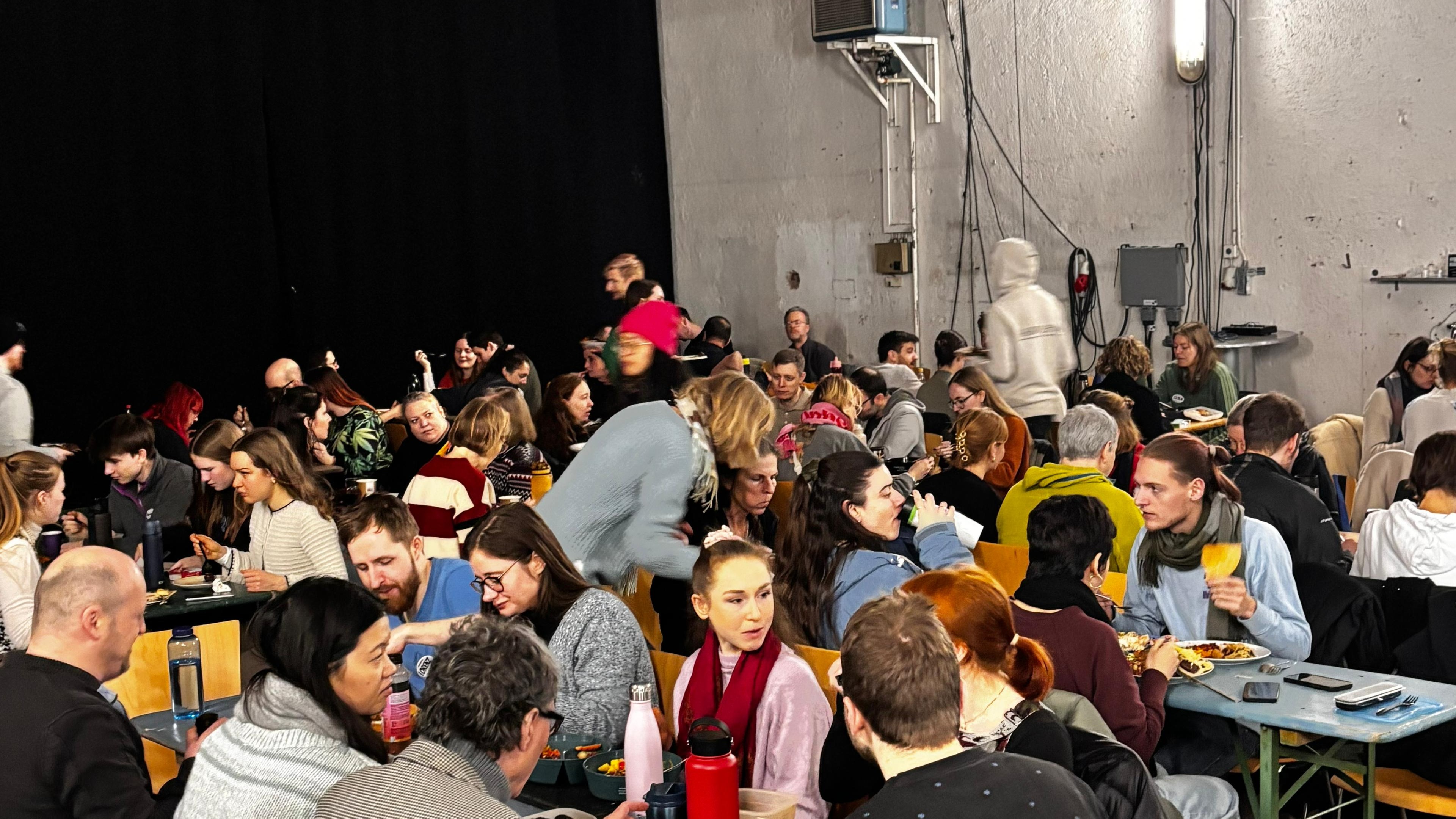 Veganer Mitbringbrunch - Feier zum 100. Jubiläum
