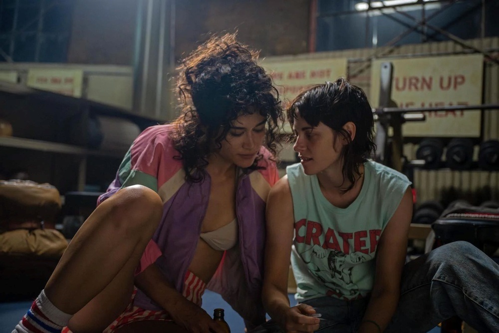 LOVES LIES BLEEDING (2cl SOMMERKINO 2024)