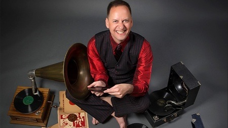 Jo van Nelsen // Grammophonlesung zum 100. Geburtstag und Todestag von Friedrich Hollaender