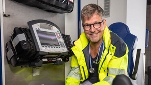 Dr. Lüder Warnken: Scheiße, ein Notfall!