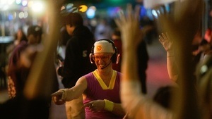 Silent Disco Walking Tours Guru Dudu