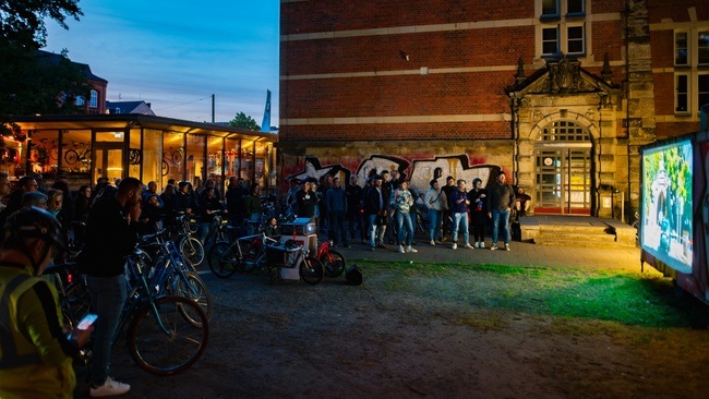 BIKE IT! Film Night Ride - Manufakturen und Hinterhofwerkstätten