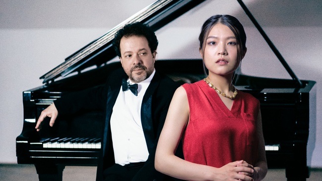 Klavier-Duo Beldi & Kubo - "Klavier zu vier Händen"