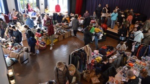 Indoor - Flohmarkt