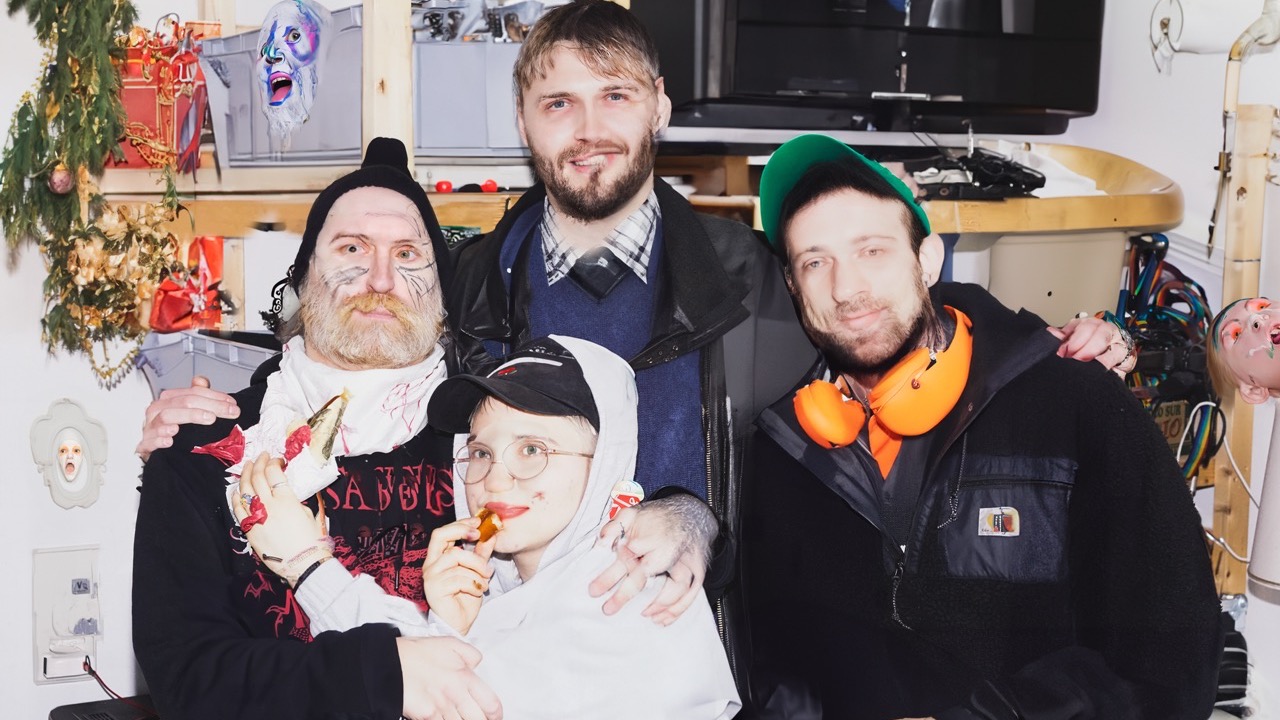 Team Scheisse hilft euch aus der Krise