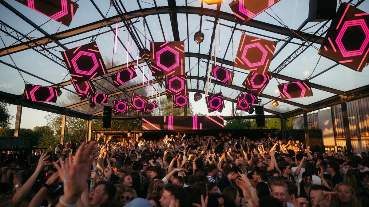 KANELLO Closing w/ KiNK (live), Chris Luno, Bad Boy Bill