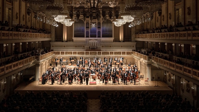 Rundfunk-Sinfonieorchester Berlin: Jaime Martín dirigiert Hensel, Mozart und Mendelssohn