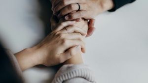 Erfahrungsaustausch: (Nicht?-)lesbische und (nicht?-)religiöse Sichtbarkeit