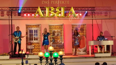 Das perfekte ABBA Dinner Wiesenthau – Live Show & Musik
