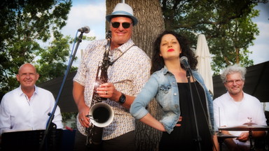FriJAZZ im Storckshof - Jazzpana - Salzkuchen und Secco beim Eintritt
