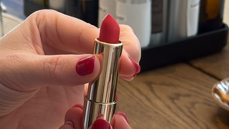 Kreiere deinen eigenen Limited Edition Lippenstift 💄