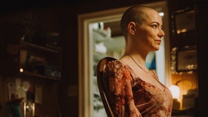 BUGONIA mit Emma Stone & Jesse Plemons