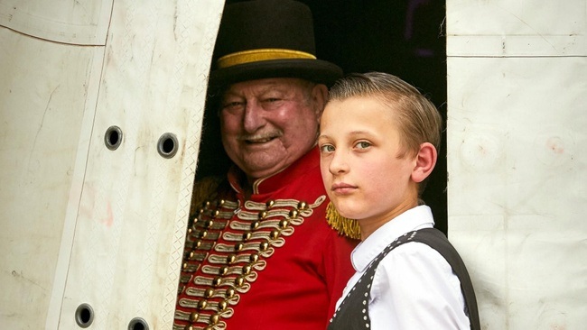 Großes Kinderkino: Zirkuskind