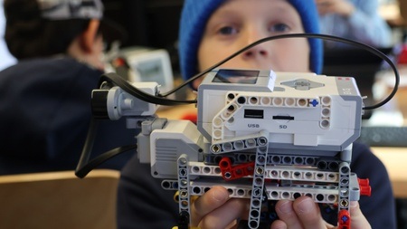 nordbord-Workshop: DinoBot Abenteuer! Erwecke deinen LEGO-Dinosaurier zum Leben