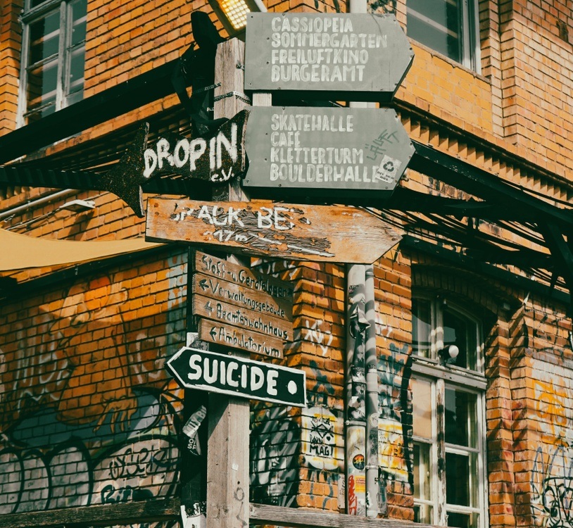 MHC: Berlin Urban Hike & Breathwork