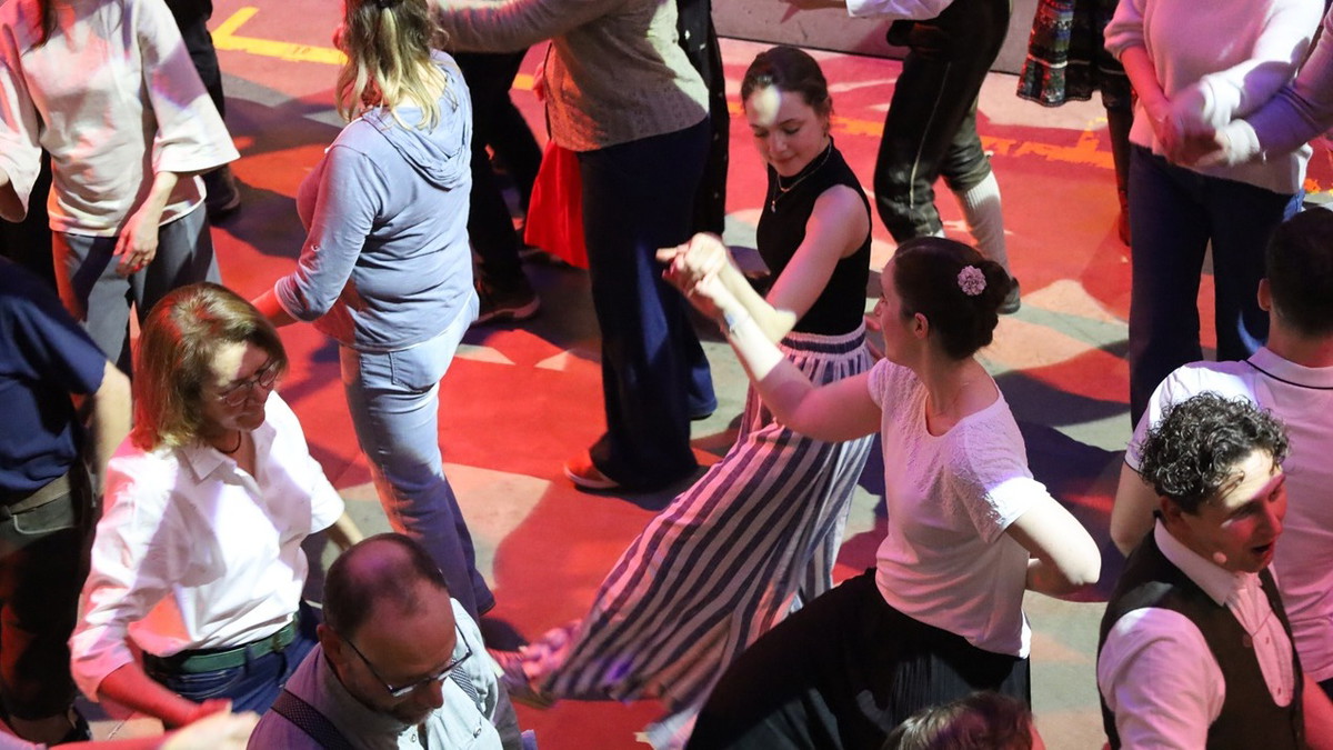 Tanzworkshop zum Münchner Kathreintanz