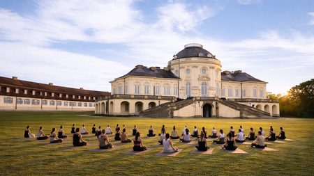 Outdoor Yoga @Schloss Solitude