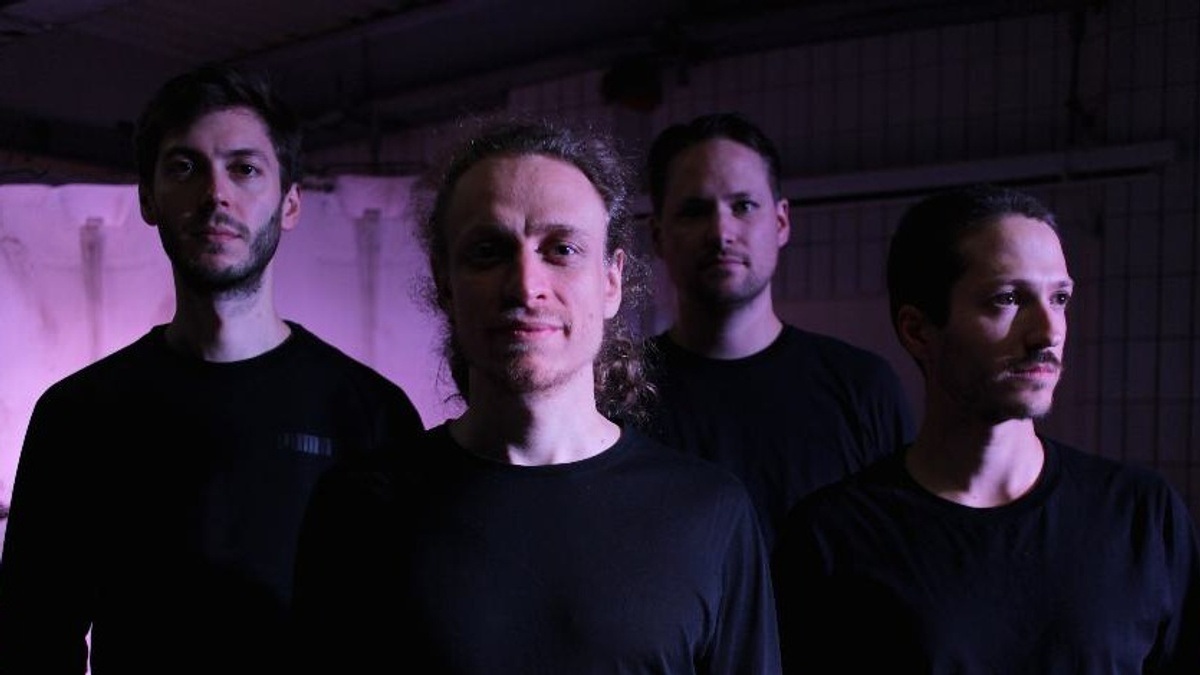 Noise Circus – Eine Klangperformance auf vier E-Gitarren