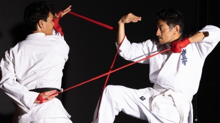 Takao Baba & Bounracksa Phomkhoumphon: Die Gelbe Seite