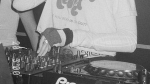 Für Studierende: FLINTA* DJ Workshop