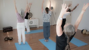 SPECIAL 🌈 Innere Einheit – Chakra Yoga für jeden Körper