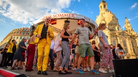 Palais Sommer: Salsa Sommernacht