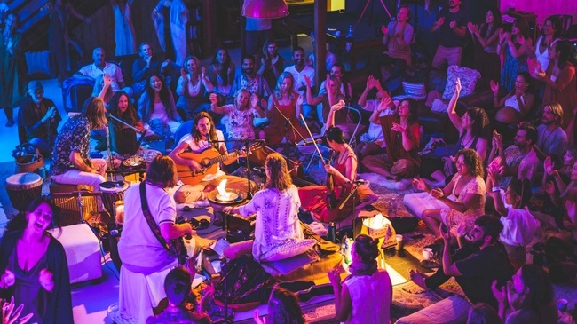 Lulu & Mischka (support: Yopi & friends)