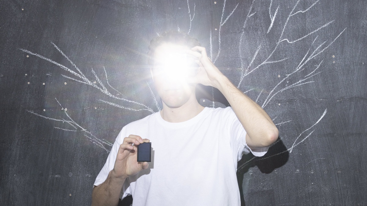 I AM FLUX: The Freedom of Being and the Possibilities of Becoming