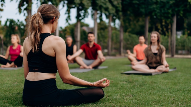 WineYoga RebArena