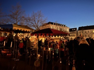 Mittelalterlicher Markt zur Weihnachtszeit in Siegburg