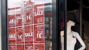 Vintage / Second Hand 1€ SALE - PICKNWEIGHT Garage Schöneberg