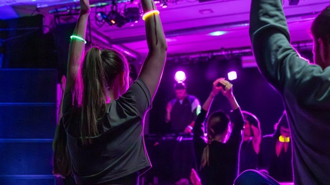 Technoyoga im Kulturbunker