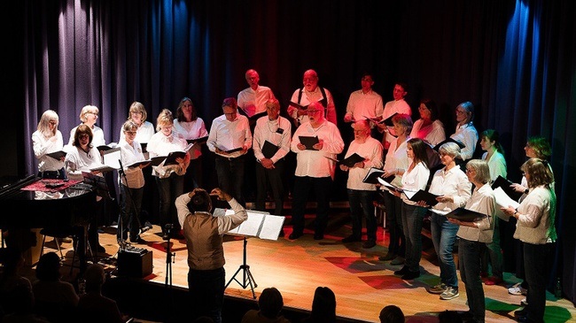 Mitreisende gesucht! Die Chorallen auf Chorfahrt durch vier Jahrhunderte