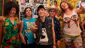 Kumbia Queers mit DJ Marie Le̴̴a͂o (MASH-UP! – queer latinx beatz)