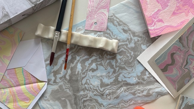 Suminagashi - die Kunst der japanischen Marmorierung