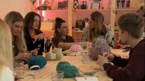Crochet & Yap – Häkelbasics mit Nicki & Leni