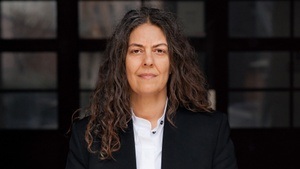 Jina Khayyer liest aus „Im Herzen der Katze“