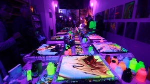 NEON Pouring