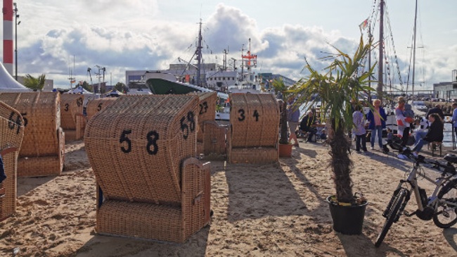 Bremerhavener Matjestage & Hafenspektakel