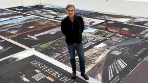 Künstlerführung mit Mischa Kuball: public preposition