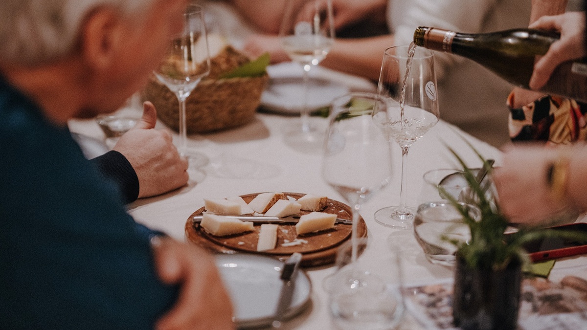 Wein & Käse Tasting in Hamburg