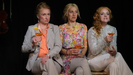 UNERHÖRT von Triple A Theater