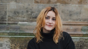 Alisha Gamisch liest aus "Parasiti"