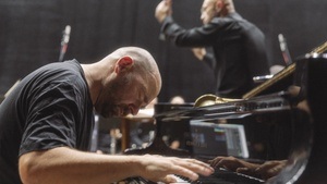 Memento Odesa: Benefizkonzert mit Jazz-Größe Sebastian Studnitzky und dem Kammerorchester der Philharmonie Odesa